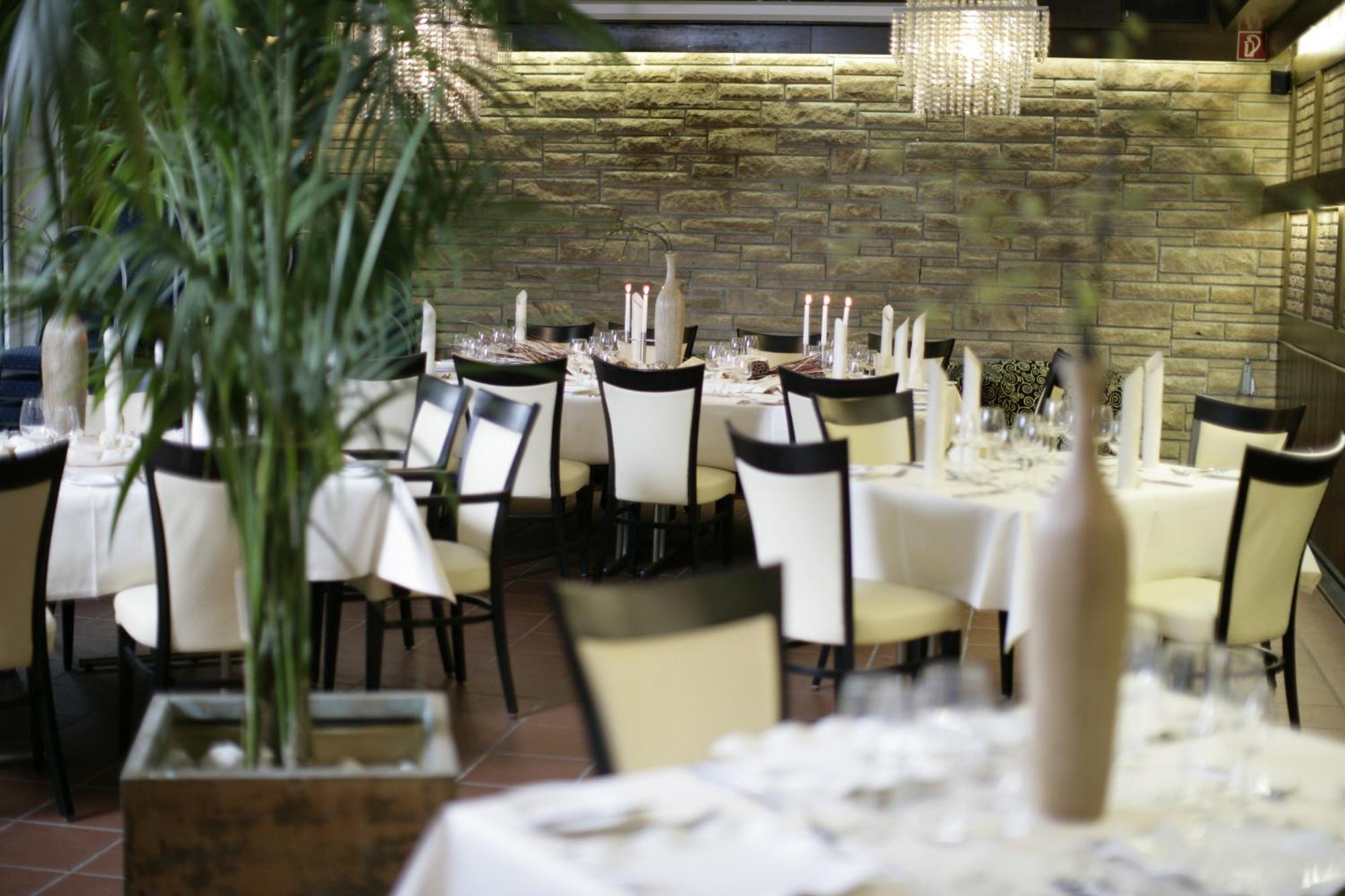 Hotel Akazienhof Duisburg Ngoại thất bức ảnh